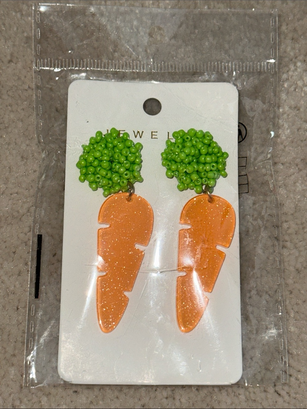 Acrylic Orange Carrot Pierced Dangle Earrings Women’s New